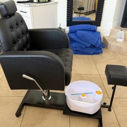 Pedicure chair and tub