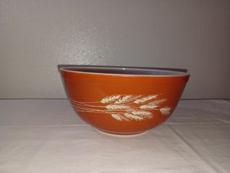 PYREX Autumn Mixing Bowl