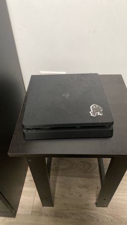PS4 Slim