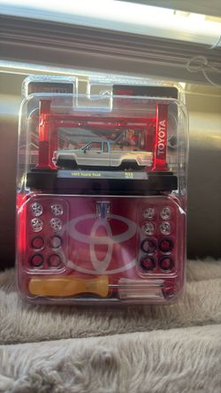 M2 Machines Toyota build kit