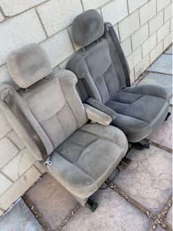 Light gray bucket sets