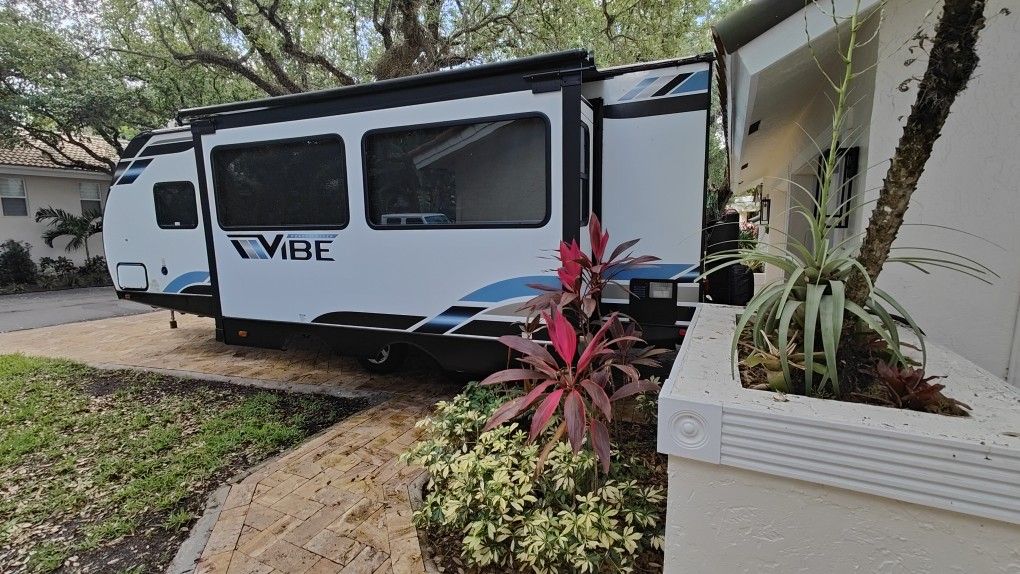 2021 Forest river Vibe 25rk