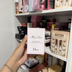 Miss Dior Exfoliating Body Oil FIRM PRICE ! PRECIO FIRME ! 💕