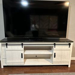 Solid Wood TV Stand 
