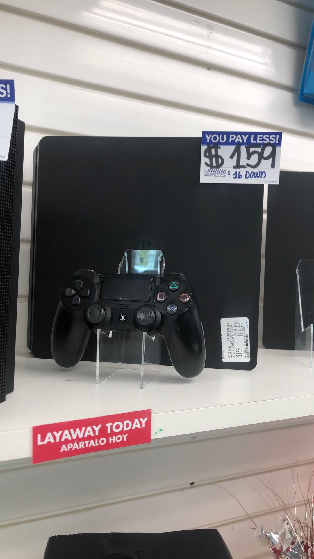 PS4 W/ Controller