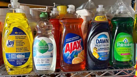 Liquid dish soap
