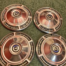 Chevy Hubcaps 1(contact info removed)