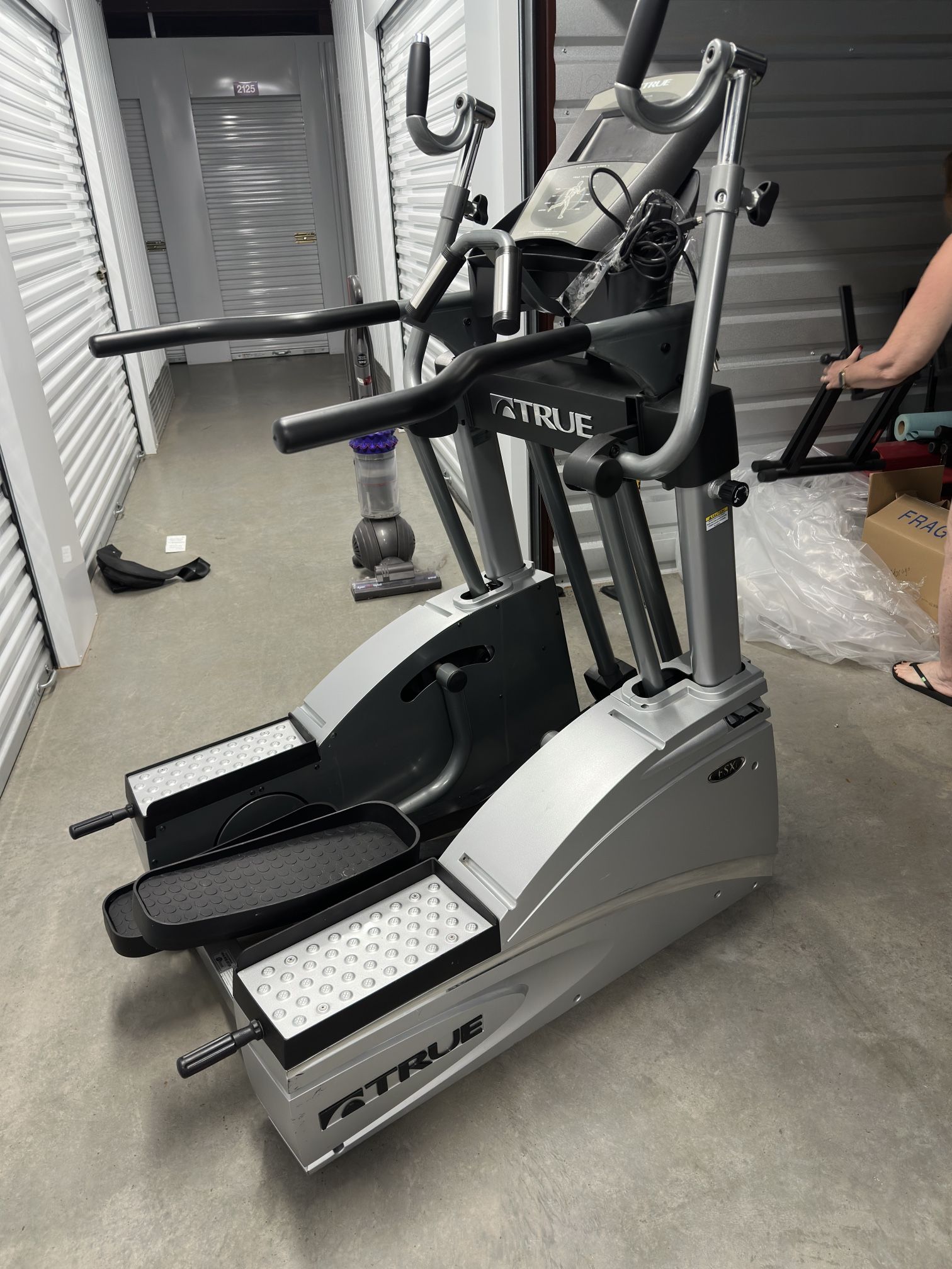 True Fitness Elliptical