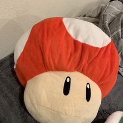 Super Mario: Pillow Plush