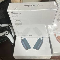 Apple AirPods Max with Smart Case