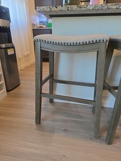 Saddle stools