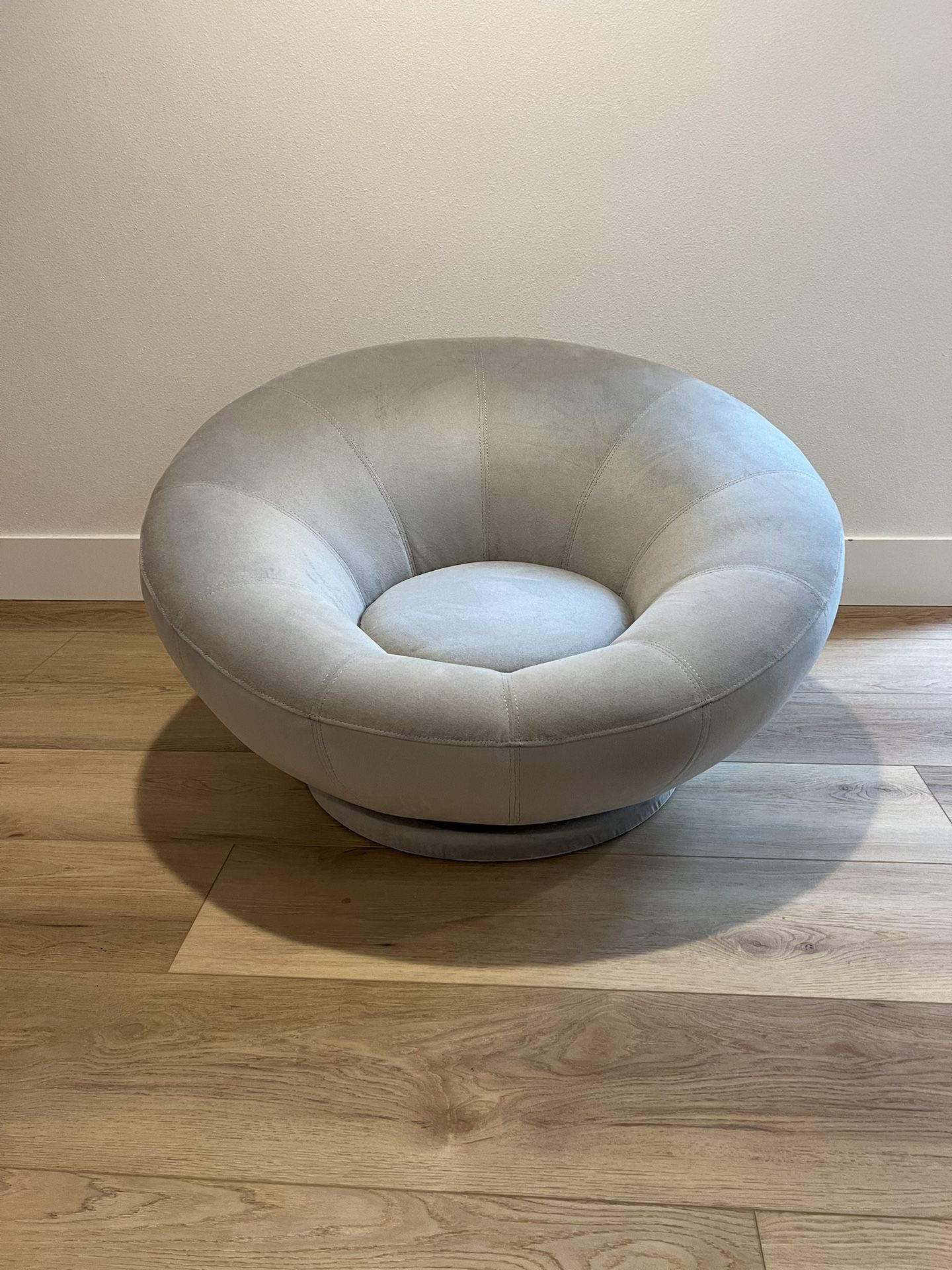 Pottery Barn Teen Performance Everyday Velvet Gray Groovy Swivel Chair