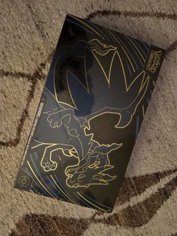 Pokemon Mega Charizard X Ex Ultra-Premium