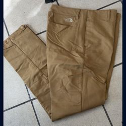 Mens Clothes Size 30 , 32 , 36 , 38 & 40 North Face Pants