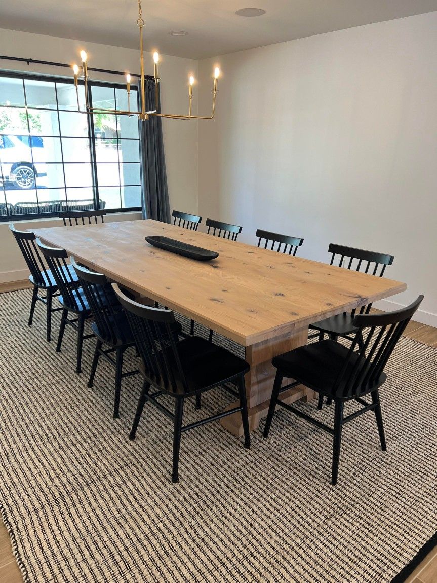 Rustic Farmhouse Dining Tables.