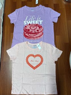 New old navy girl tees $9 for both xxl(14-16)