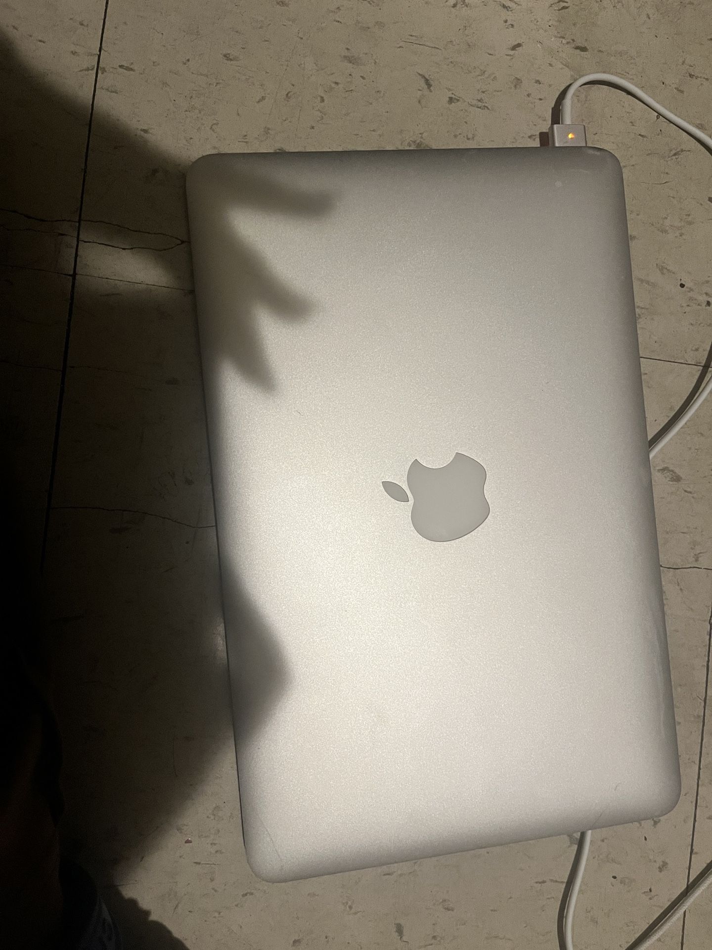 Macbook Air Early 2015 11-inch