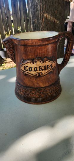 Cookie jar
