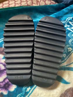 Yeezy slides
