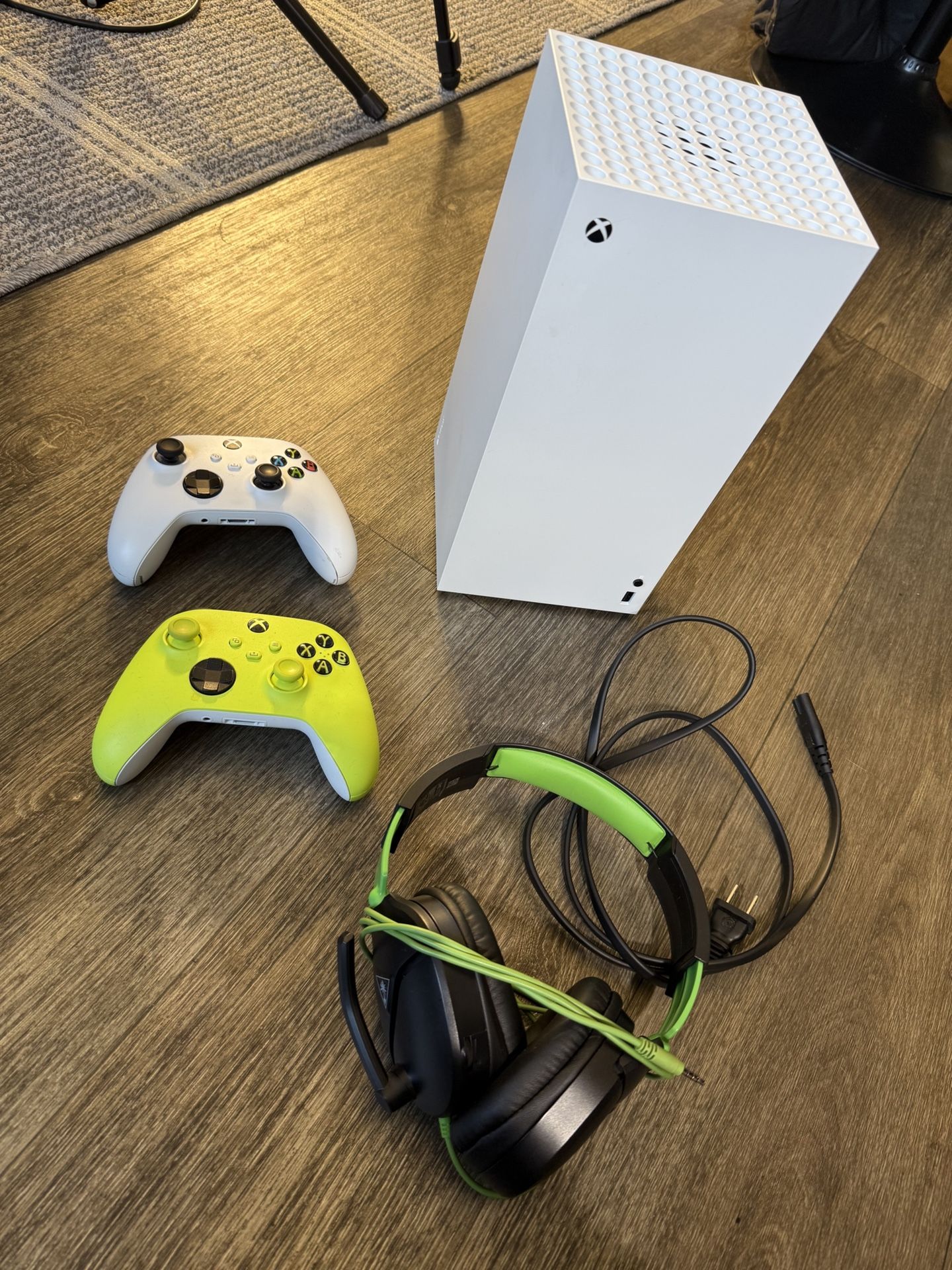 Xbox Series X With Headset And Controllers