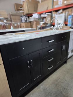 Beautiful black bathroom vanity 60"