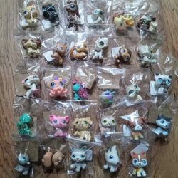 Vintage Littlest Pet Shop Pets & Shops & Accessories Bundle Lot 