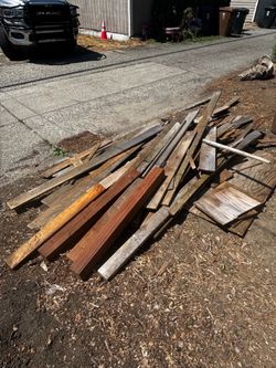 Free scrap wood! HILLTOP 25th&MLK area