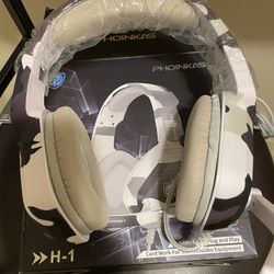 GAMING HEAD PHONES