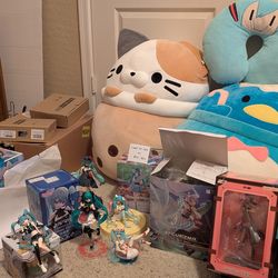 pricier figures plushies, trading, anime, Miku, sanrio, frieren