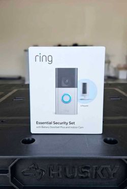 Ring
Essential Kit with Battery Doorbell Plus and Indoor Cam