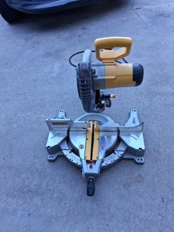 DeWalt Compound Miter Saw