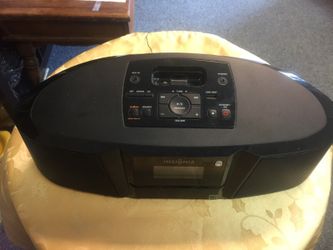 Insignia speaker good working condition not Bluetooth