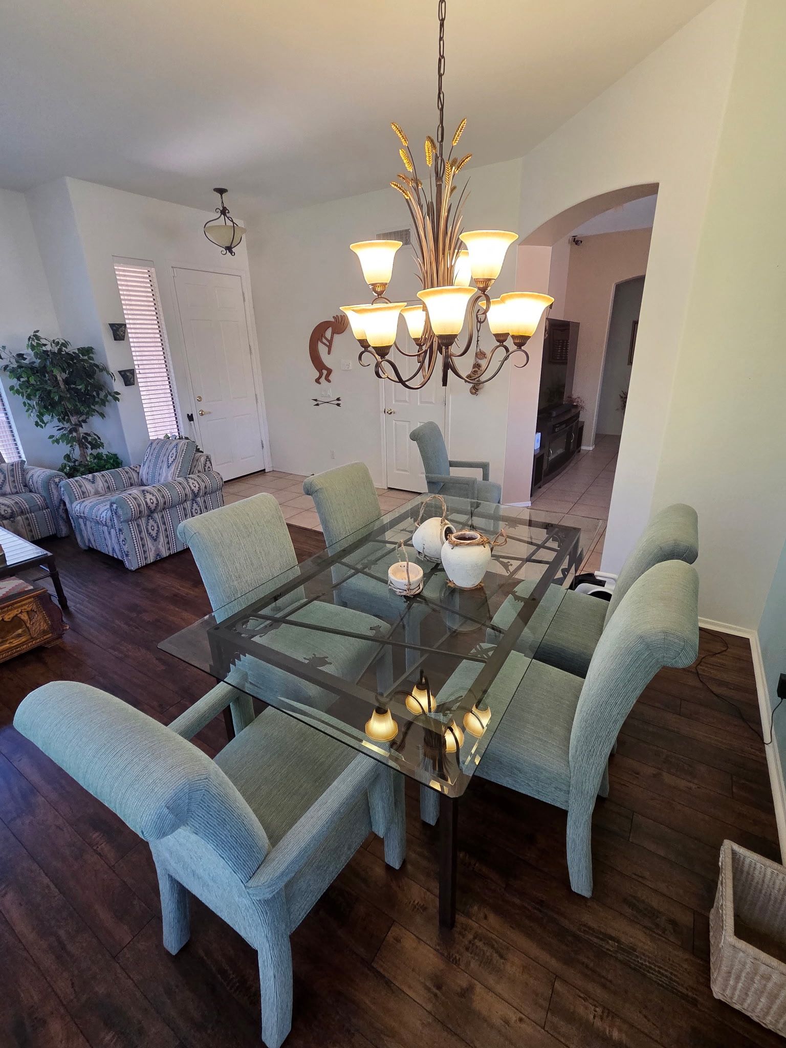 Table With Free Chairs