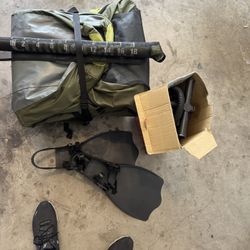 Cumberland fishing Float Tube, Pump, And Fins