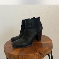 Joie Western Booties