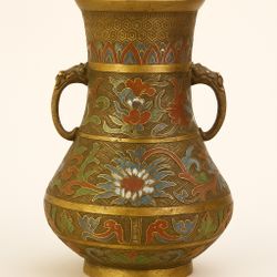 Vintage Chinese Cloisonné Brass Vase – 9.5” – Floral Lotus & Phoenix Motif – Mid 20th Century Oriental Decor