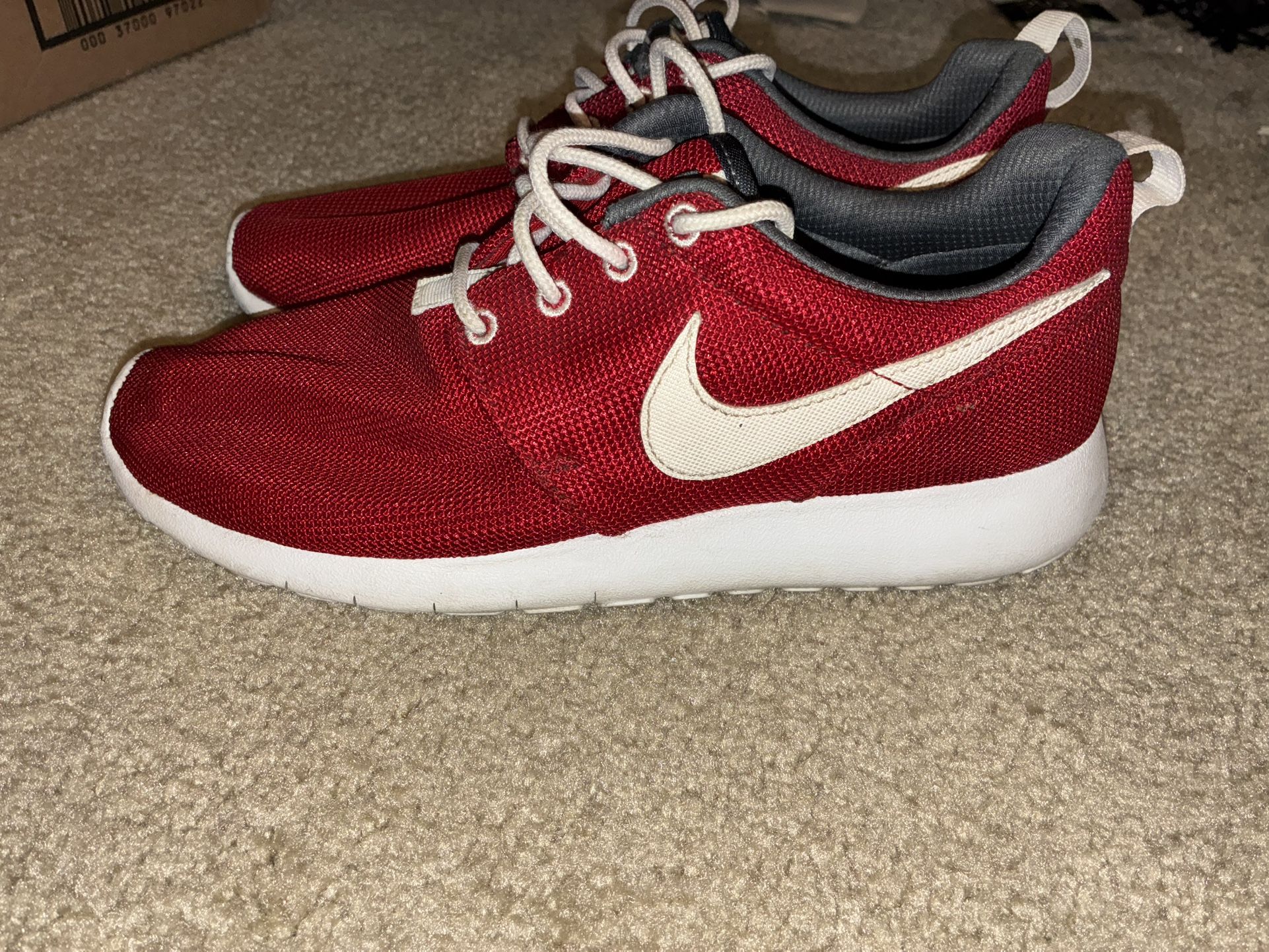 Red Nike Shoes (Used) - MENS 6.5/WOMENS 8.5