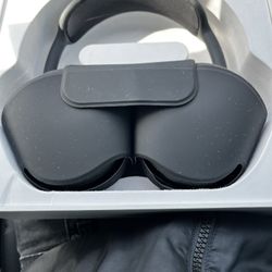 Apple Air Pod Pros Barely Worn