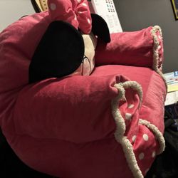 Minnie Mouse Couch 
