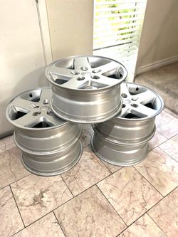 Jeep wrangler JK 17” Wheels, 5x127 bolt pattern ,
