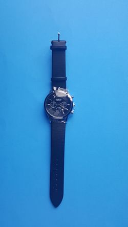 Watch color black