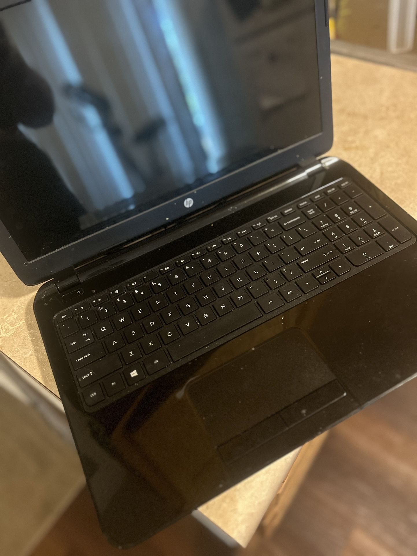 Laptop 