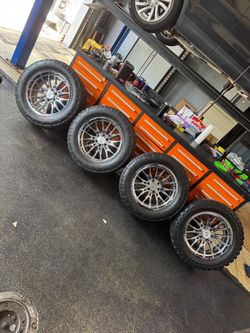 20x10 Chrome Wheels