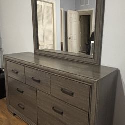 Gray dresser with mirror 7 drawers