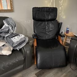 Zero Gravity Recliner 