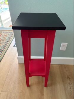 Red and Black Side Table/Plant Stand