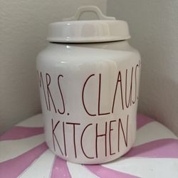 RAE DUNN MRS. CLAUS KITCHEN 