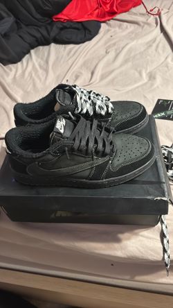 Black phantom Travis Scott