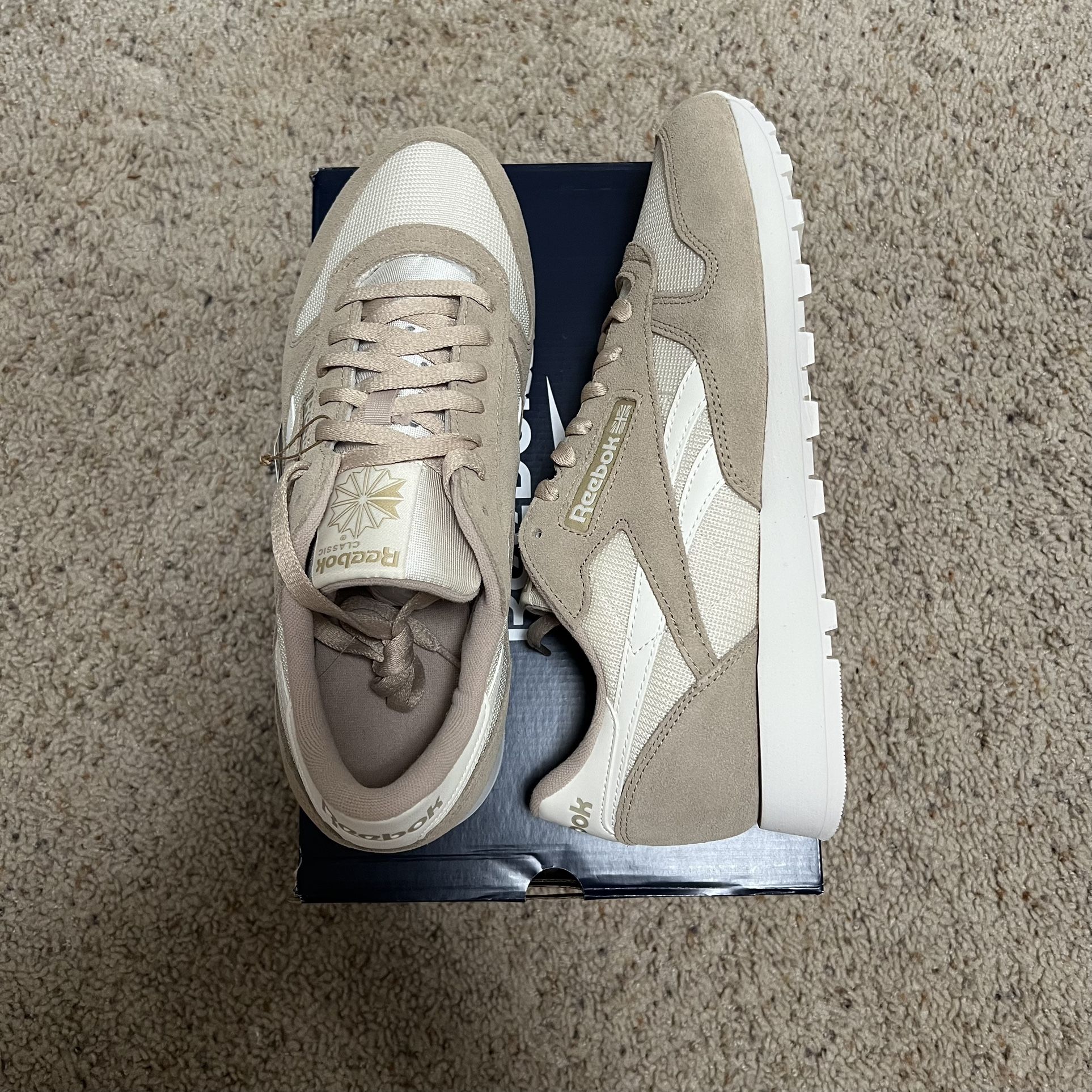 Brand New Reebok Classic Leather Oat Alabaster Chalk Size 11.5
