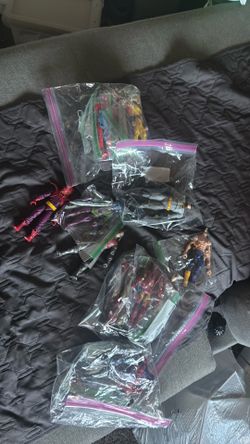 Lot 2 of action figures will sell it all for 220 got some pretty nice ones in here